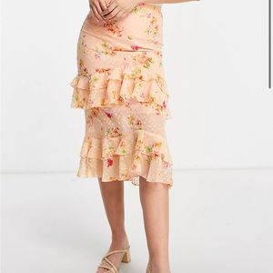 textured midi skirt in ditsy peach floral